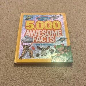 National Geographic 5,000 Awesome Facts Book - Yellow and Silver
